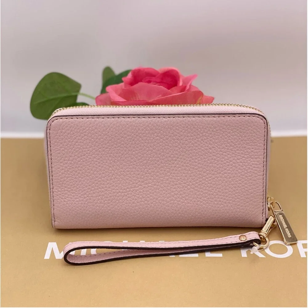 Michael Kors Jet Set Travel Wallet Phone Case Wristlet Pink